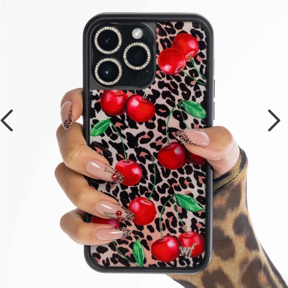 Wildflower Cases iPhone 13 Ming Lee Case
